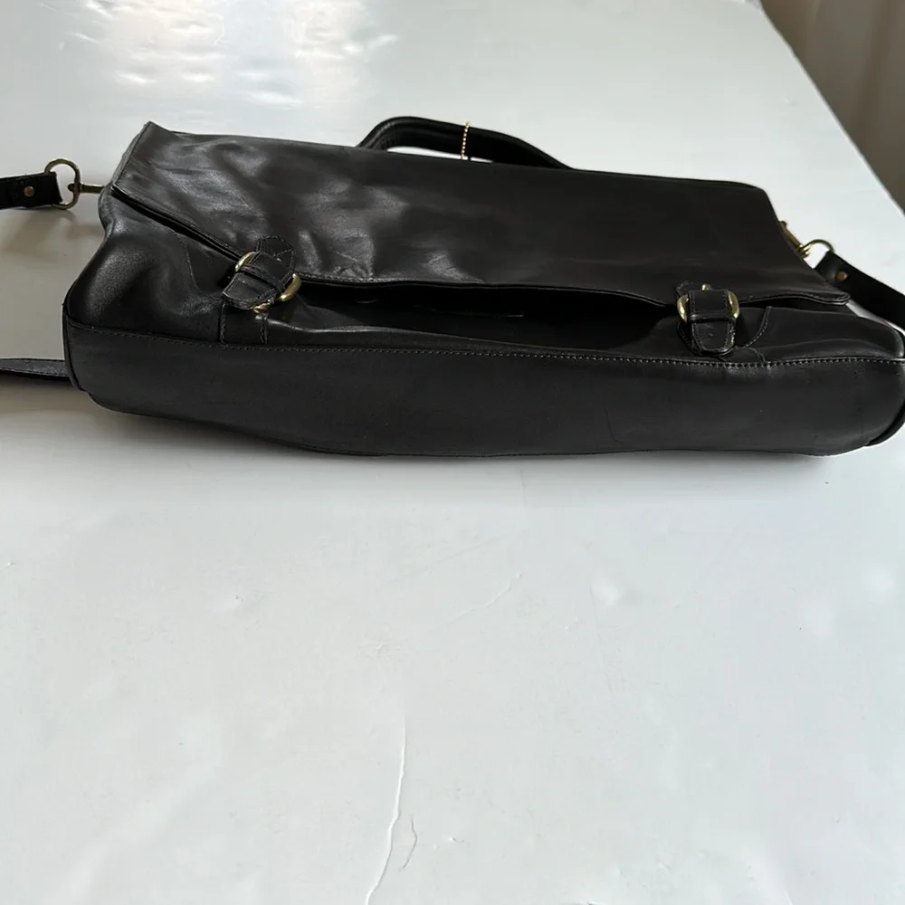 Vintage Levenger black leather messenger bag briefcase 17x12x3 17x12x3